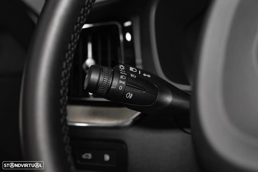 Volvo XC 60 T8 AWD Plus Black Edition - 9