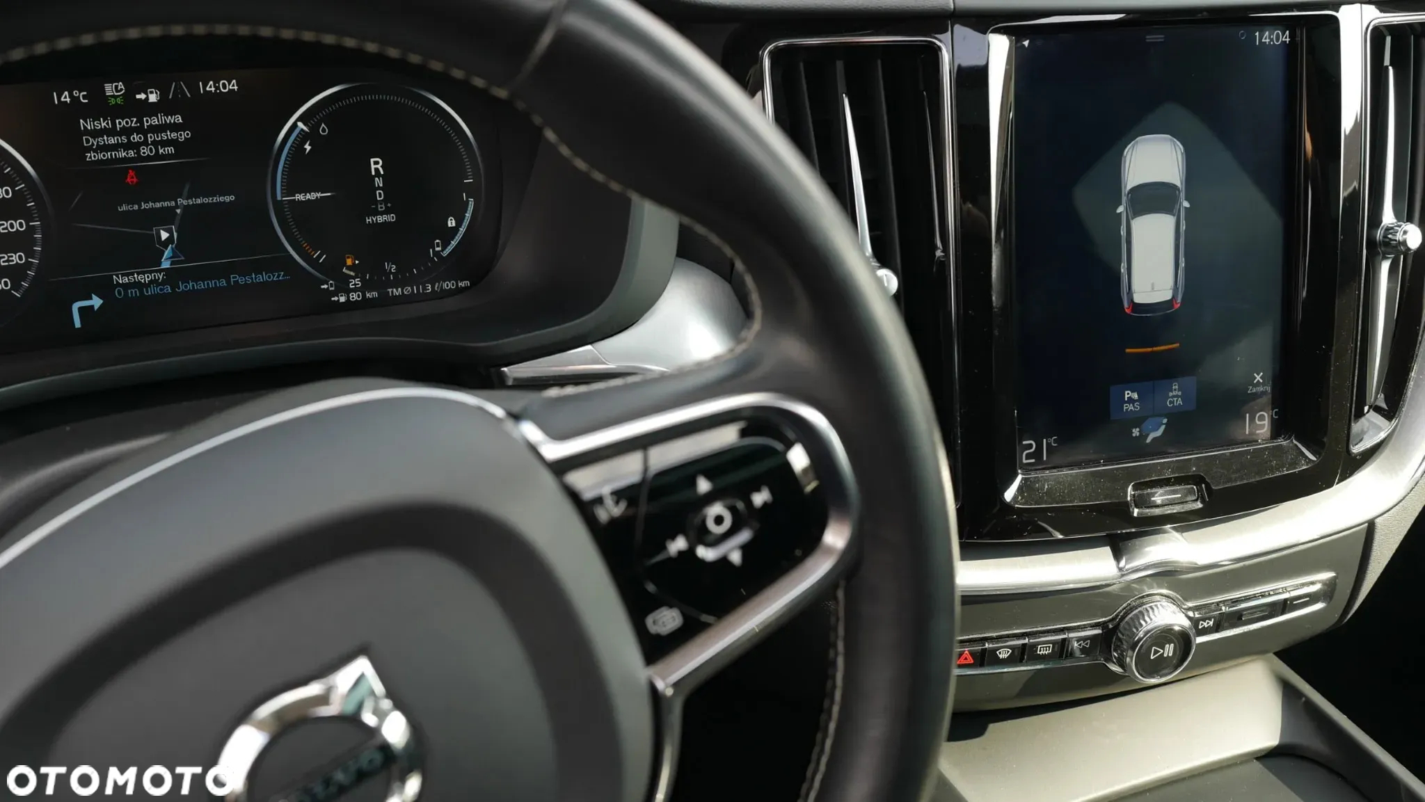 Volvo XC 60 T8 AWD Plug-In Hybrid Momentum Pro - 27