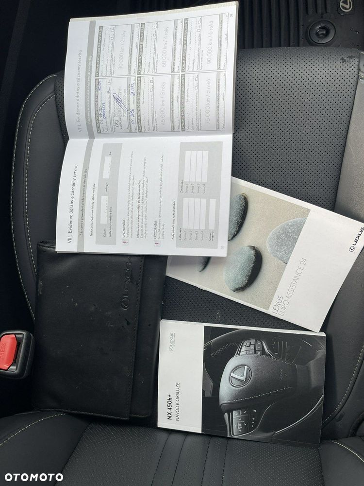 Lexus NX 450h+ E-FOUR Business - 15