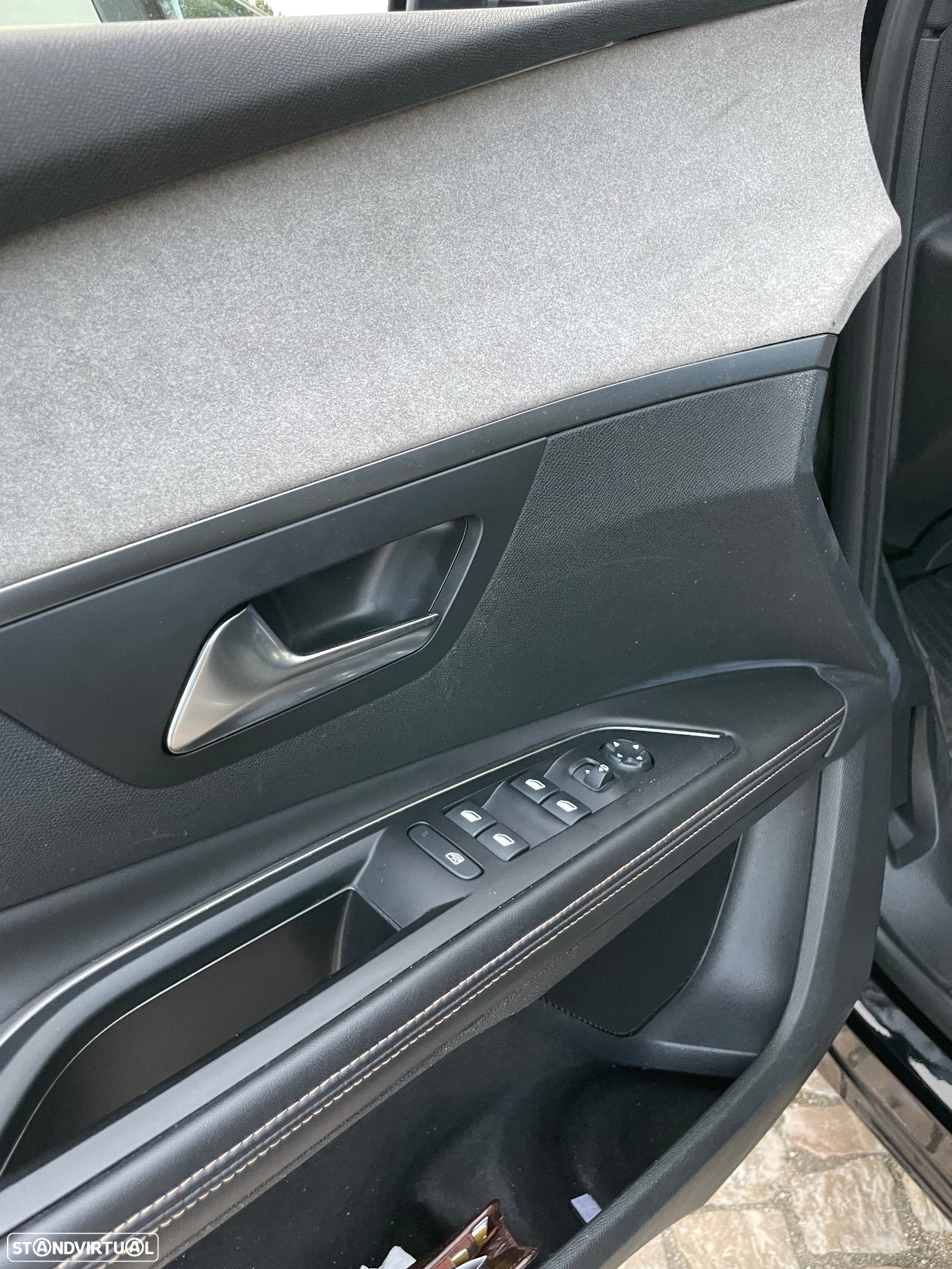 Peugeot 5008 2.0 BlueHDi GT Line EAT8 - 24