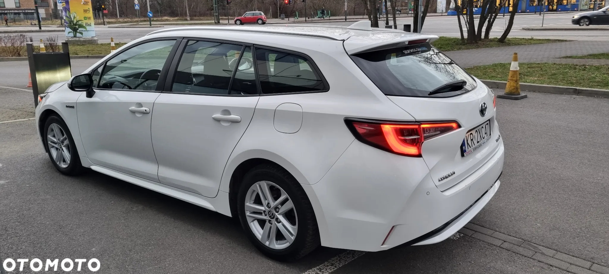 Toyota Corolla - 4
