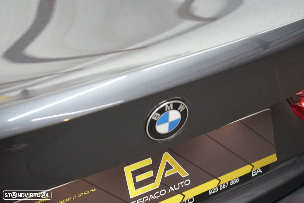 BMW 330 e Aut. Sport Line - 12