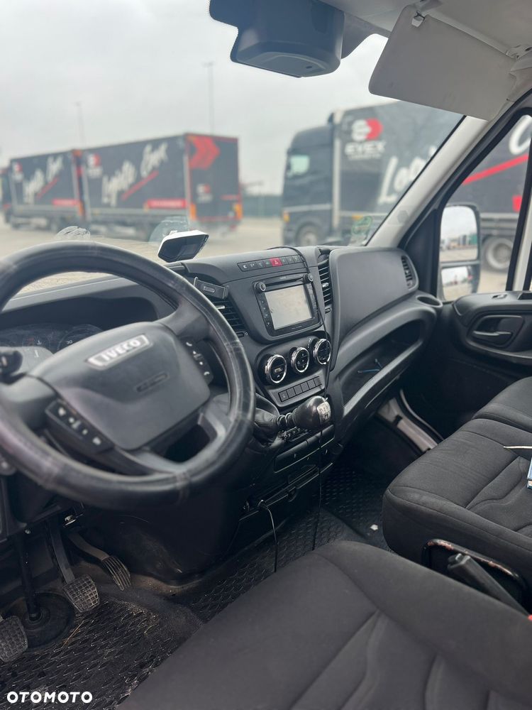 Iveco 35S17 - 8
