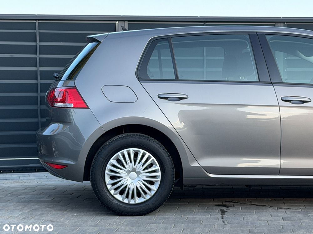 Volkswagen Golf 1.2 TSI BMT Comfortline - 29