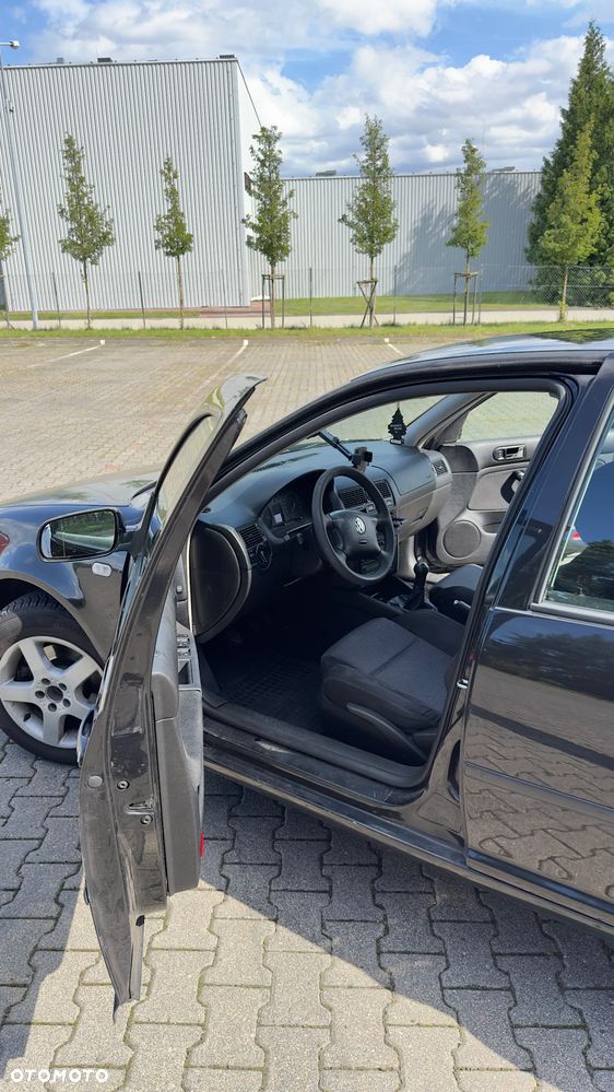 Volkswagen Golf - 14