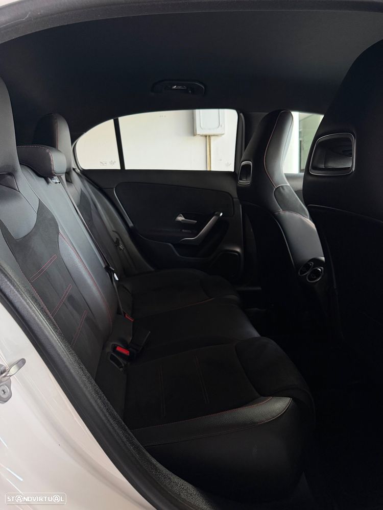 Mercedes-Benz A 250 e 8G-DCT Advanced AMG Line - 36