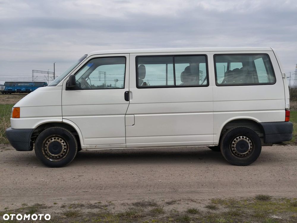 Volkswagen Transporter - 4