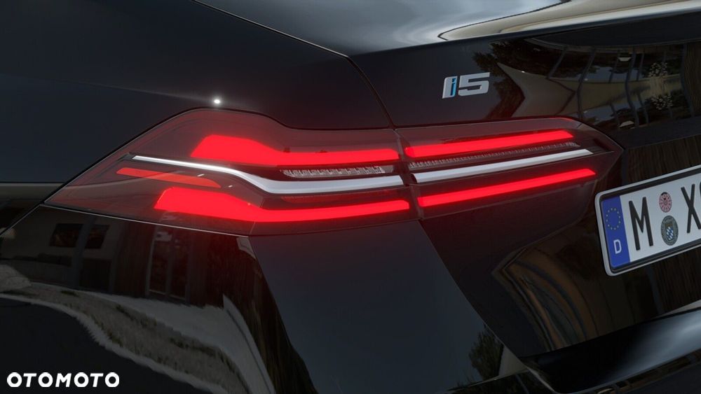 BMW i5 - 10