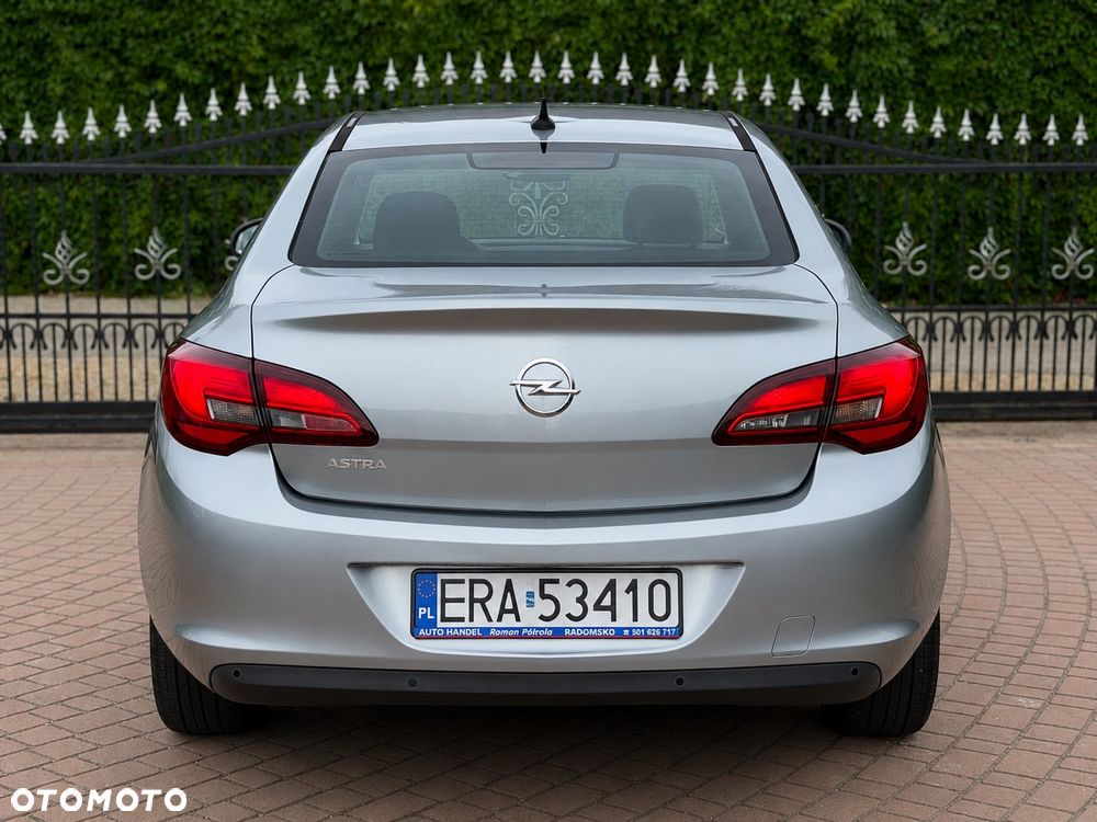 Opel Astra 1.4 ecoFLEX Cosmo - 5