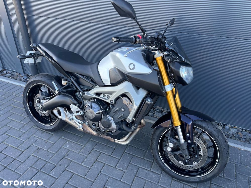 Yamaha MT - 6