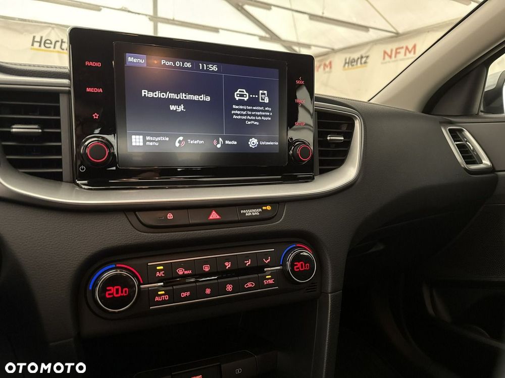 Kia Ceed - 25