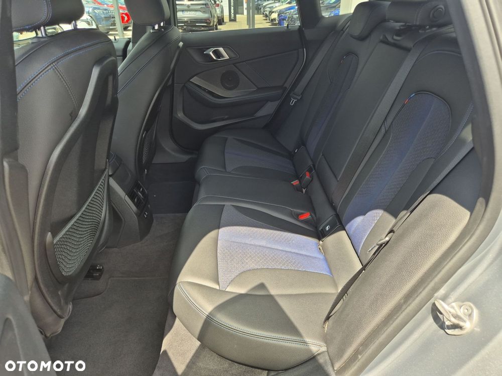 BMW Seria 2 218i M Sport - 18