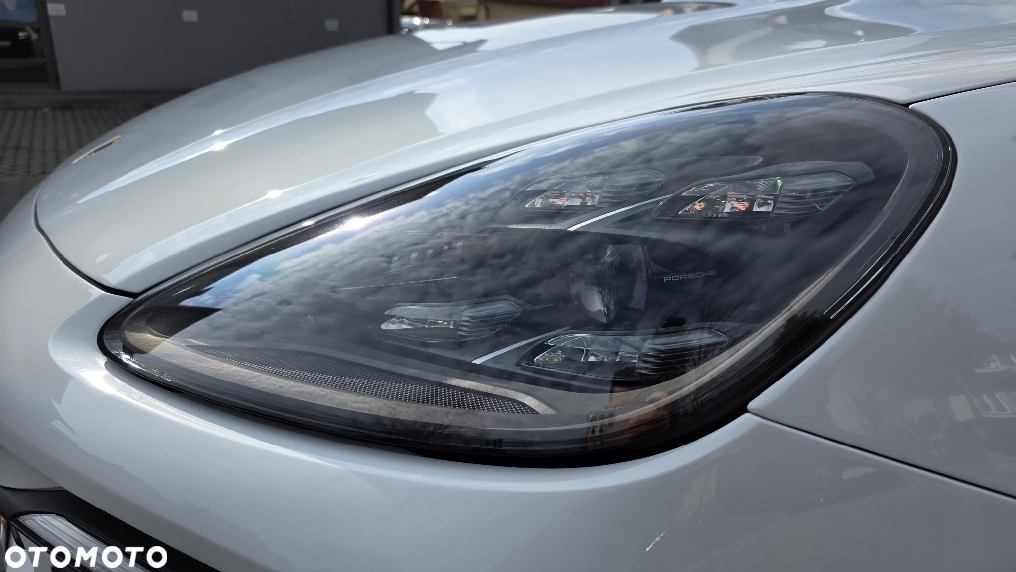 Porsche Cayenne S Platinum Edition - 15