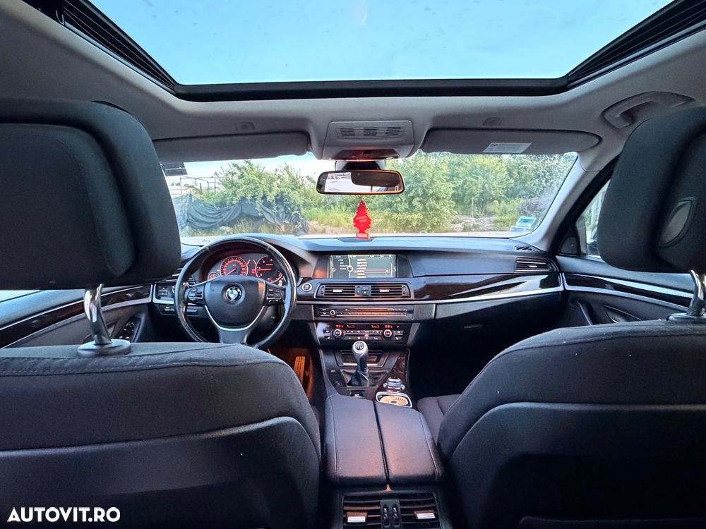 BMW Seria 5 525d - 9