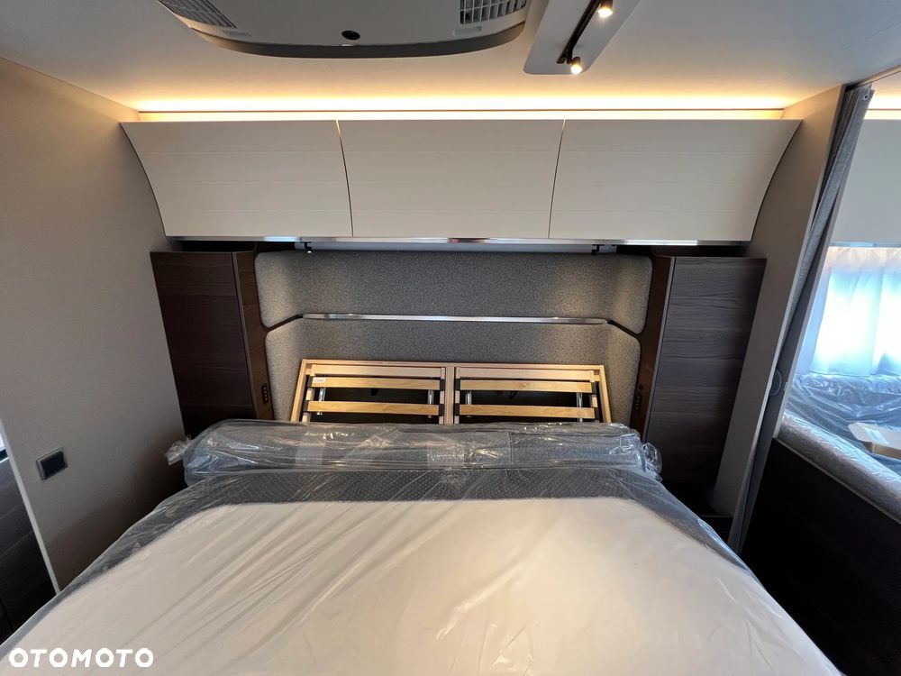 Adria Alpina 663 HT - 21