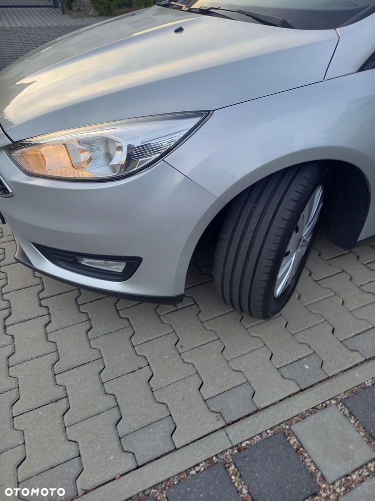 Ford Focus - 10