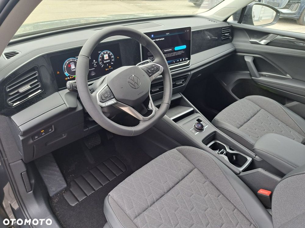 Volkswagen Tiguan - 9