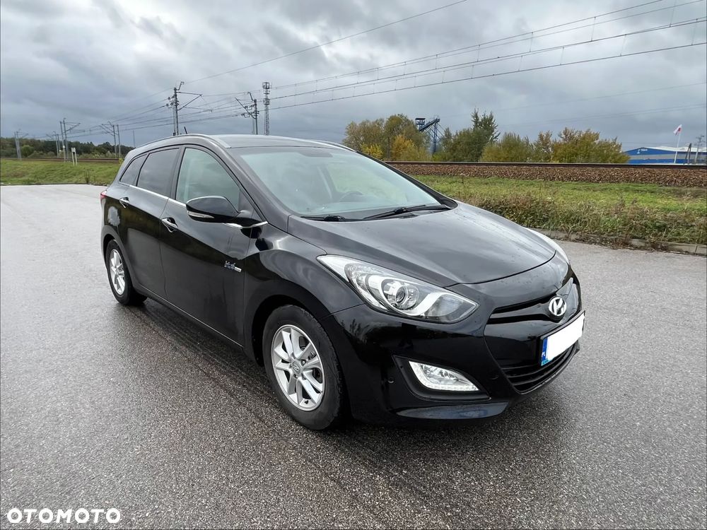 Hyundai i30 blue Kombi 1.6 GDi Style - 8