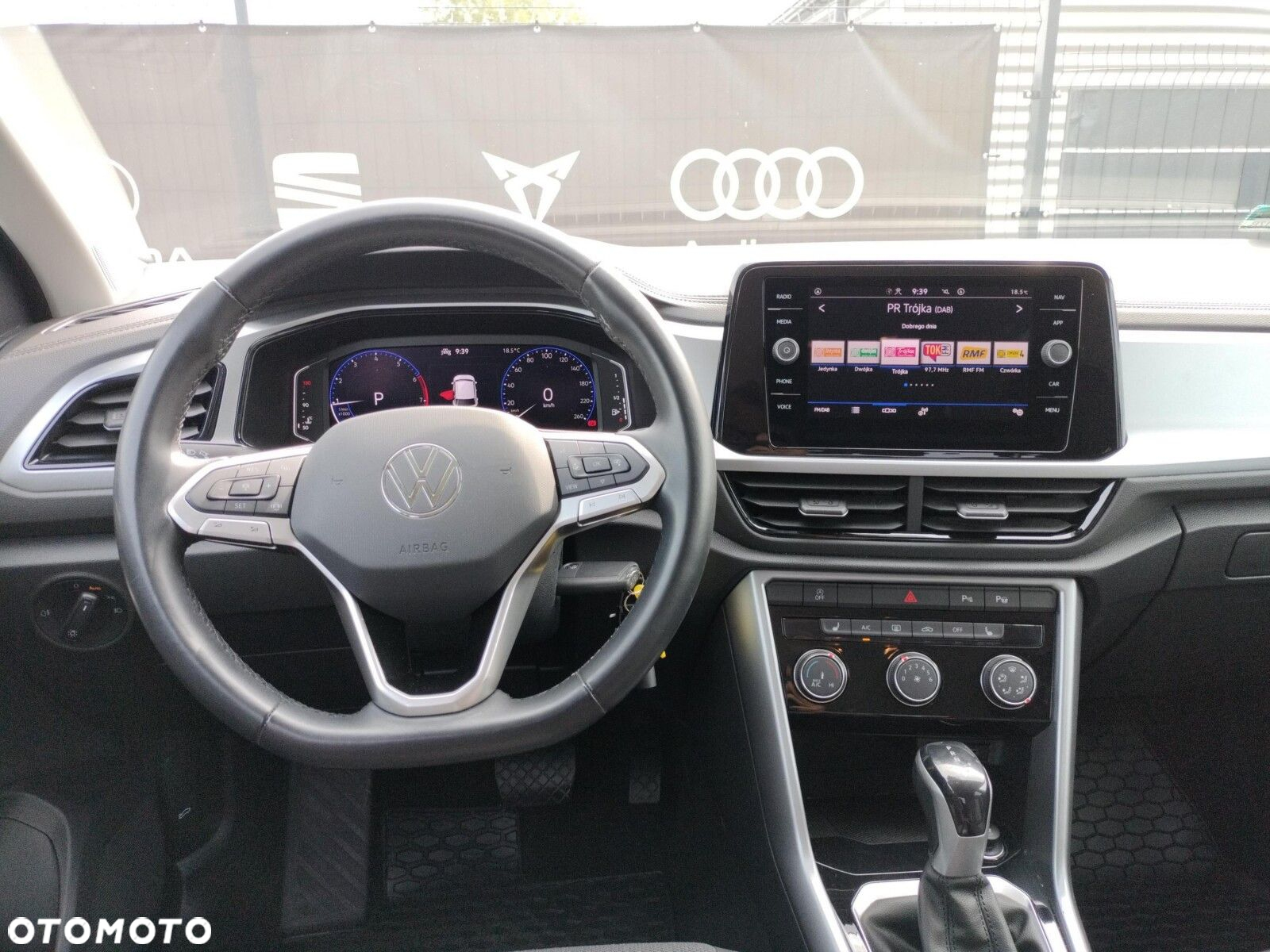 Volkswagen T-Roc 1.5 TSI Life DSG - 13
