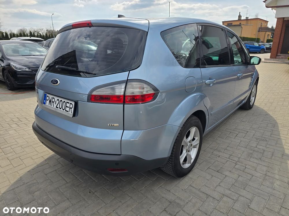 Ford S-Max - 4