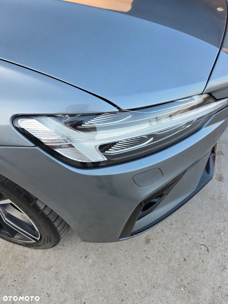 Volvo V60 D4 R-Design - 12