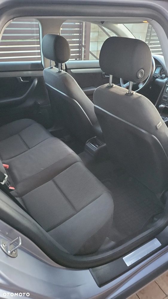 Audi A4 Avant 2.0 TDI - 13