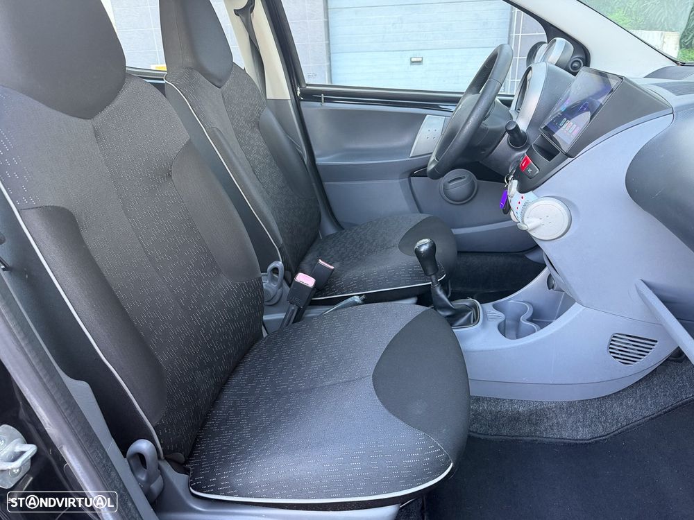 Peugeot 107 1.0 Trendy E4 - 17
