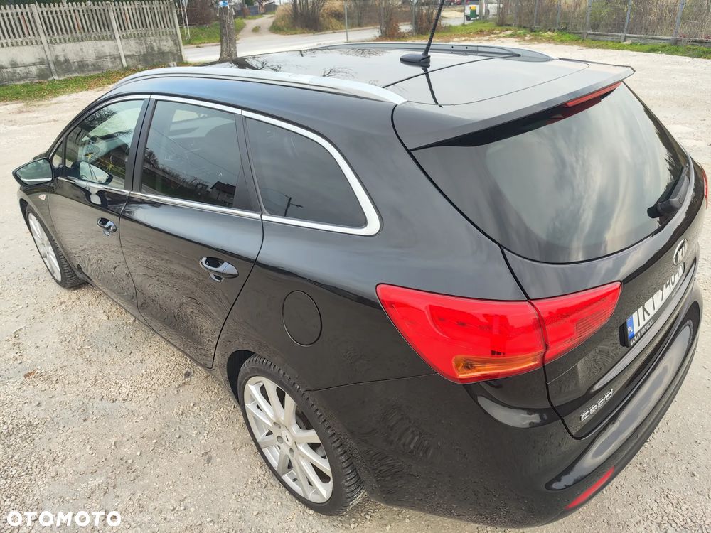 Kia Ceed - 14