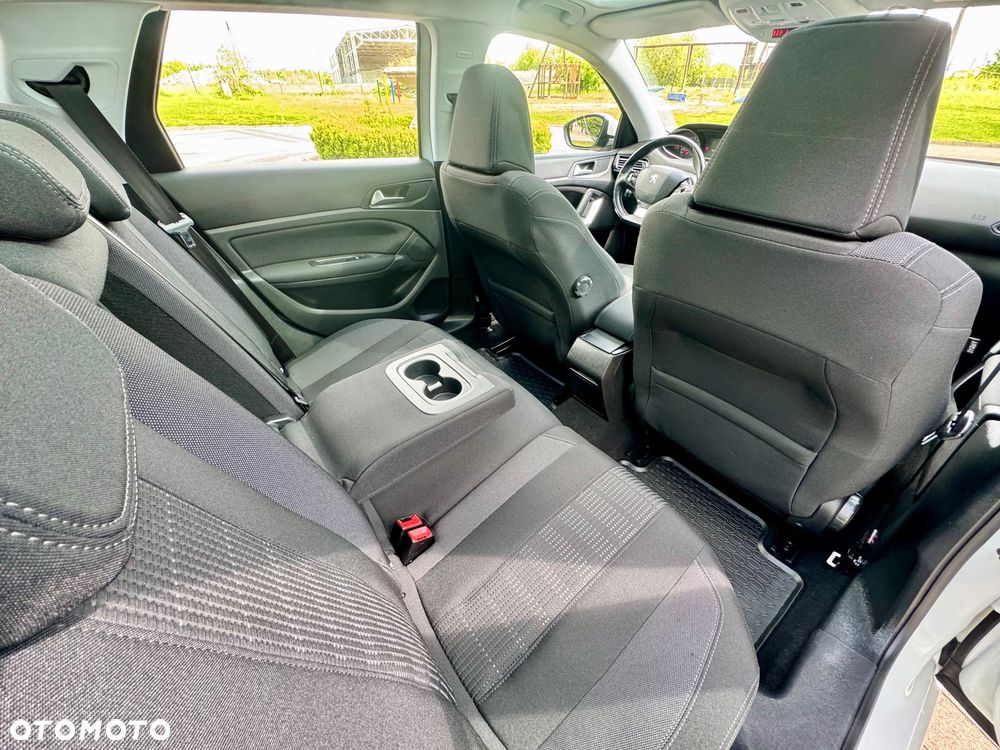 Peugeot 308 BlueHDi 120 Stop & Start Business-Line - 29