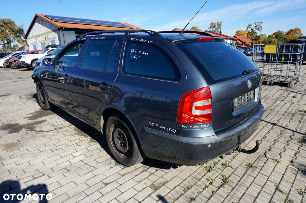 SKODA OCTAVIA II KOMBI 2008 9153 1.6 FSI BLF 115KM JHW SZARY na części - 3