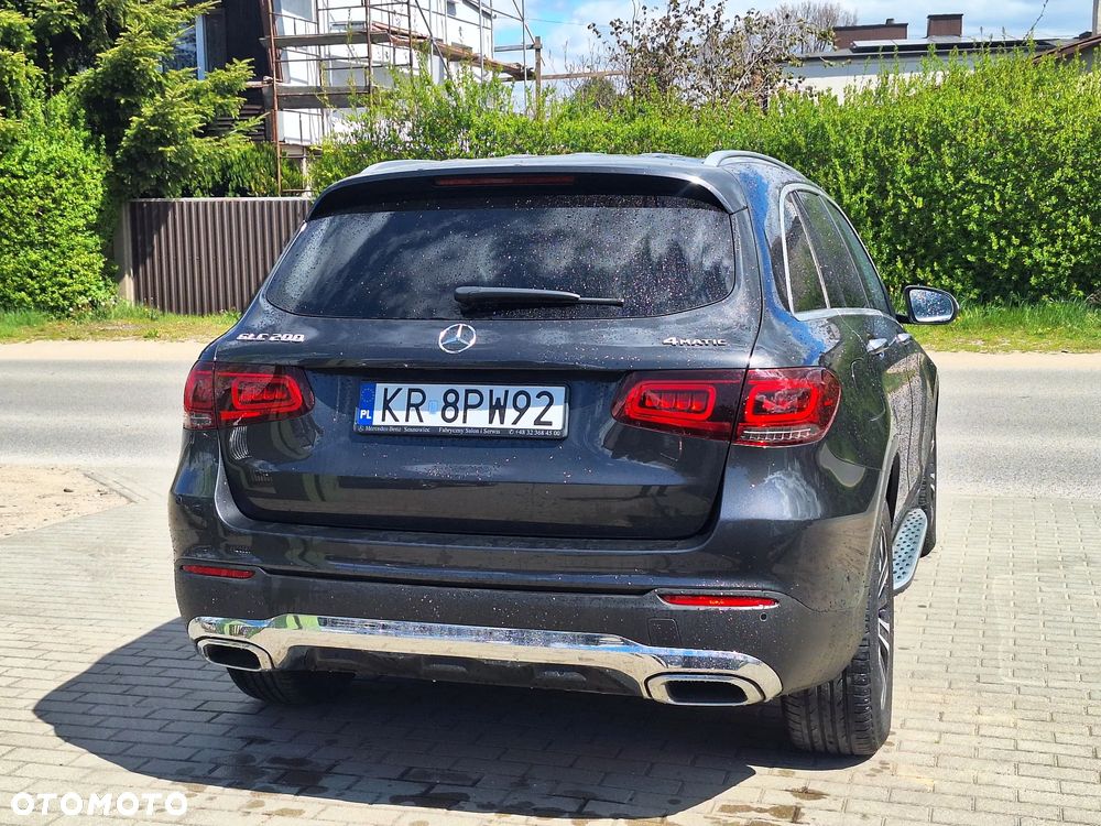 Mercedes-Benz GLC 200 - 4