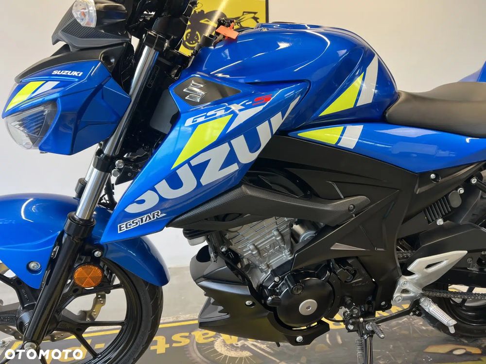 Suzuki GSX - 8