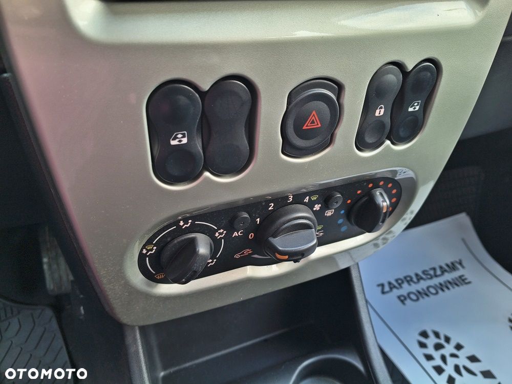 Dacia Logan 1.6 16V Laureate - 30