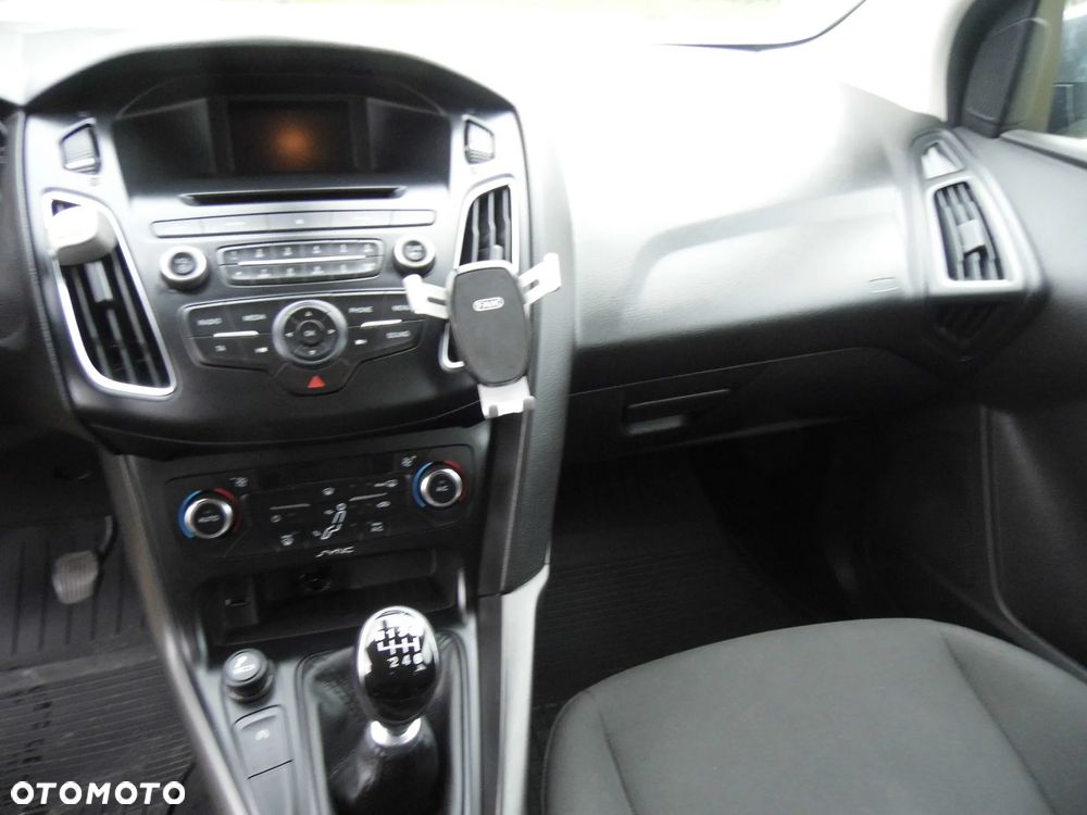 Ford Focus 1.0 EcoBoost Start-Stopp-System ACTIVE DESIGN - 14