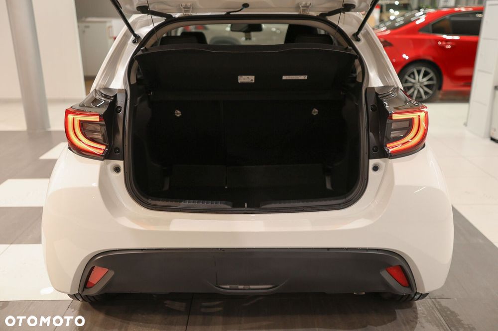 Toyota Yaris - 33