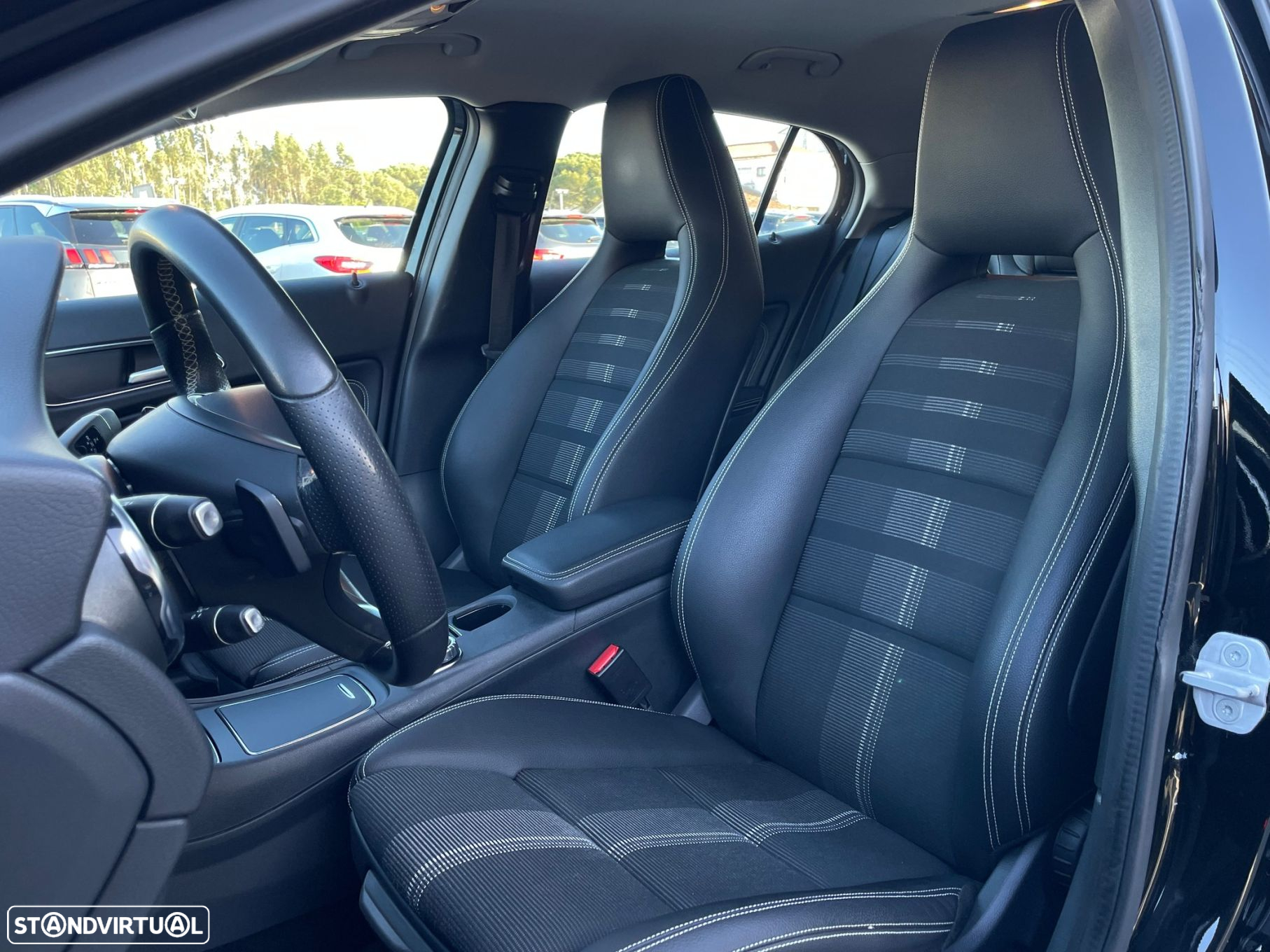Mercedes-Benz GLA 180 d Urban Aut. - 11
