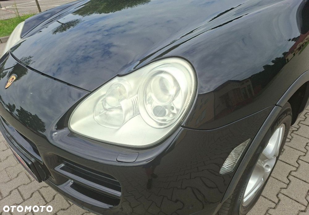 Porsche Cayenne - 6