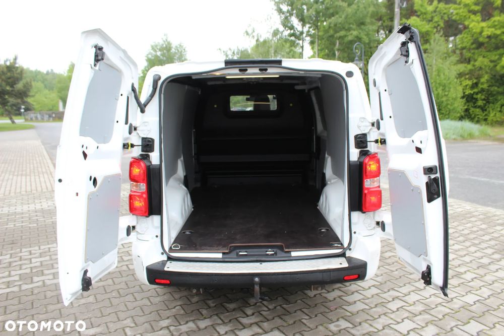 Opel Vivaro - 11