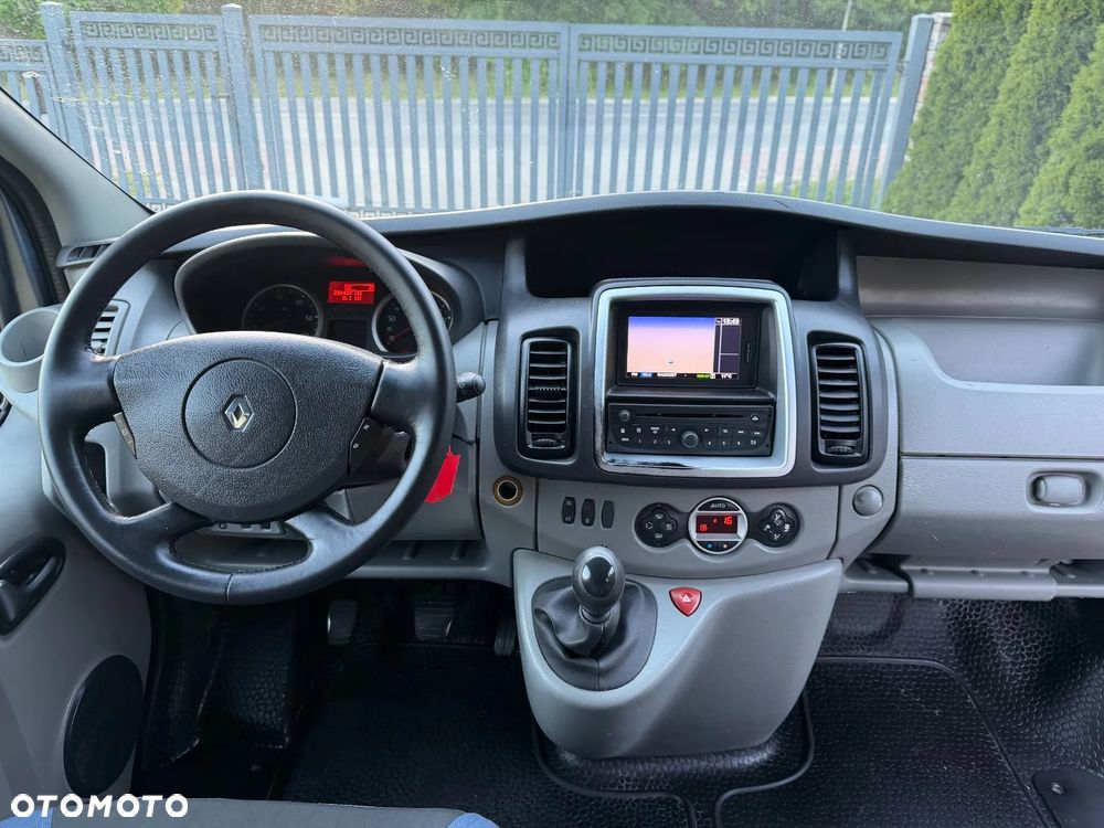 Renault Trafic brygadówka L2 - 12