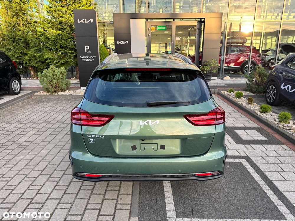 Kia Ceed 1.5 T-GDI M - 6