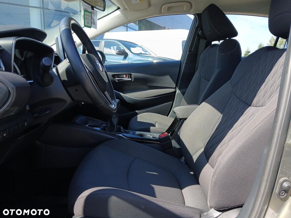 Toyota Corolla - 9