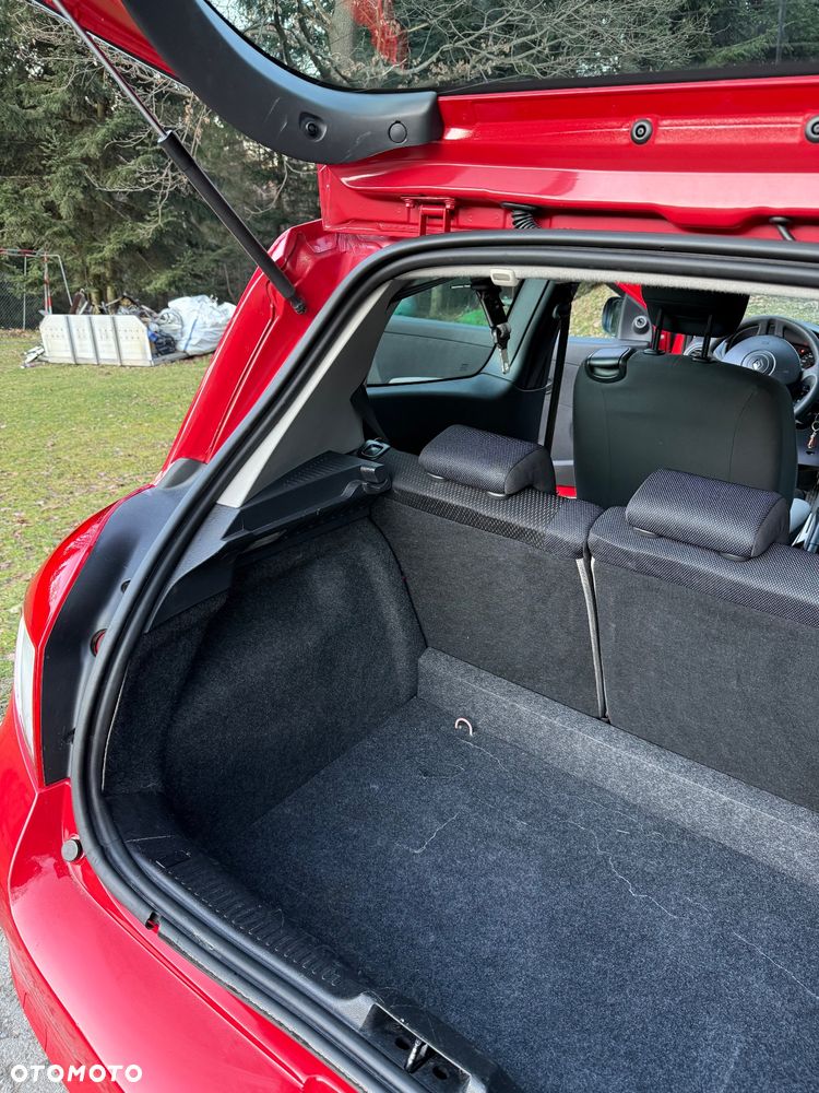 Renault Clio 1.2 16V Authentique - 28