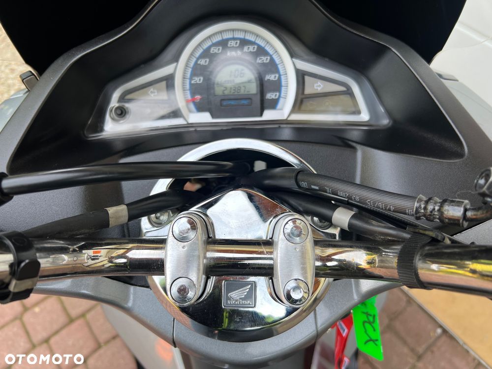 Honda PCX - 19