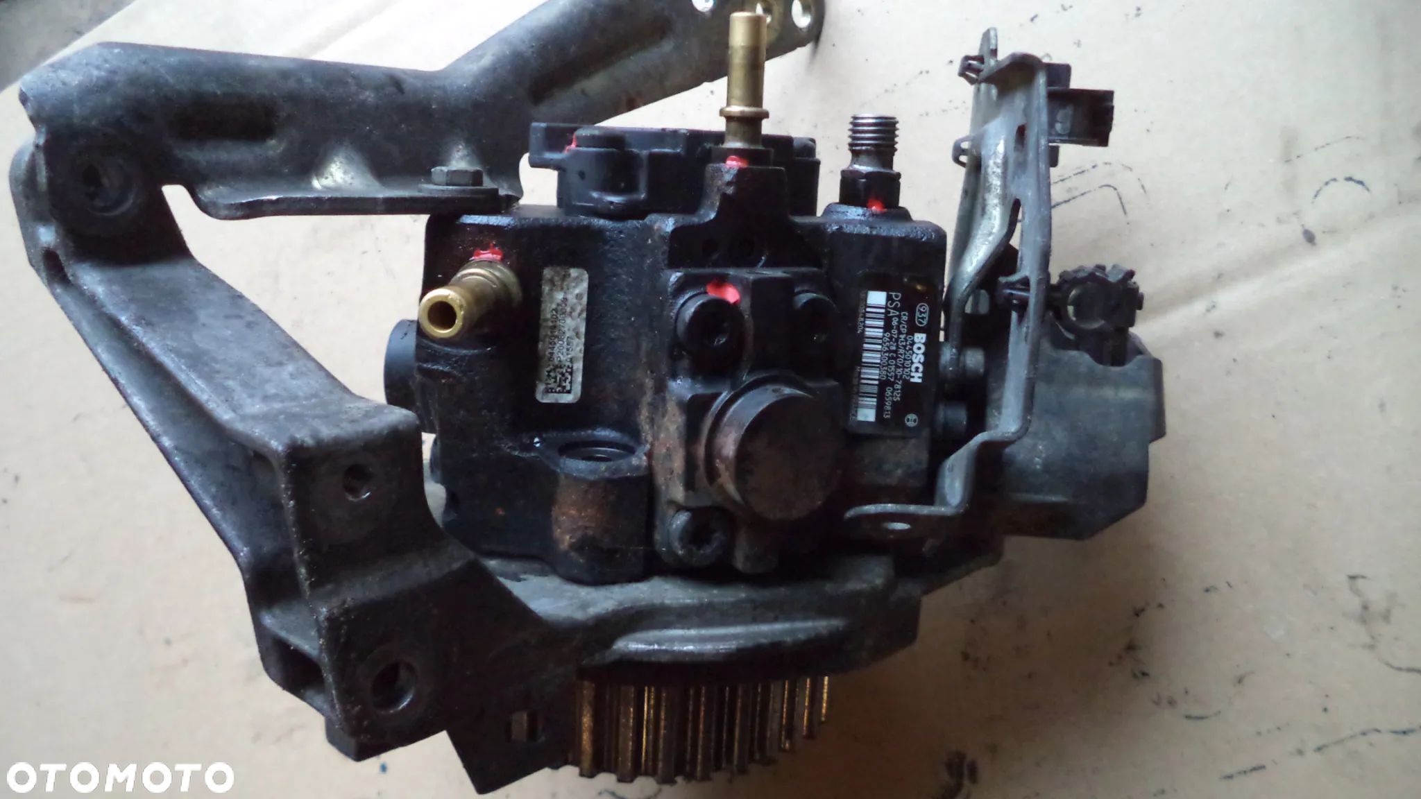 Pompa wtryskowa Ford Focus MK2 C-Max 1.6 TDCI 9656300380 - 1