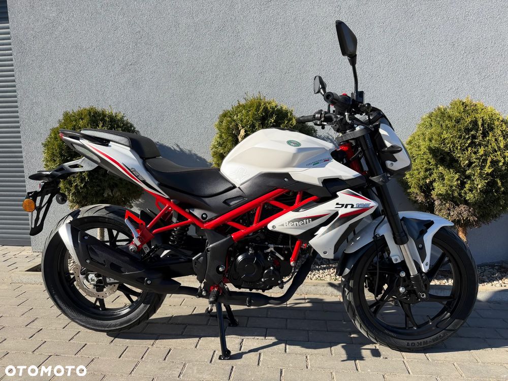 Benelli BN 125 - 2