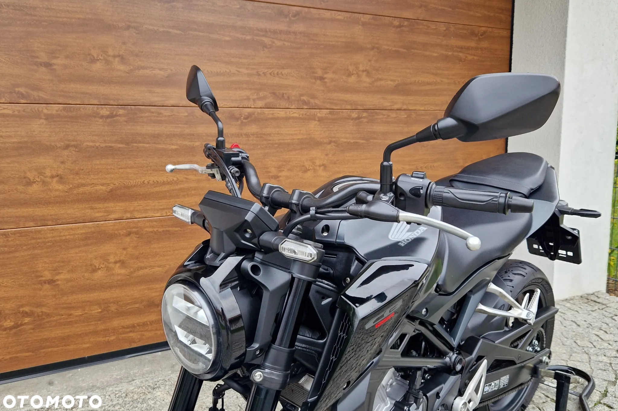 Honda CB - 18