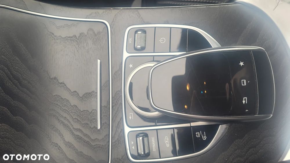 Mercedes-Benz Klasa C 250 7G-TRONIC Avantgarde - 23