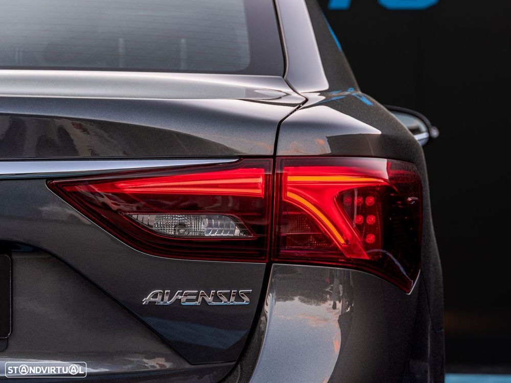 Toyota Avensis - 6