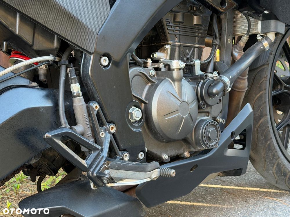 Aprilia Tuono - 11