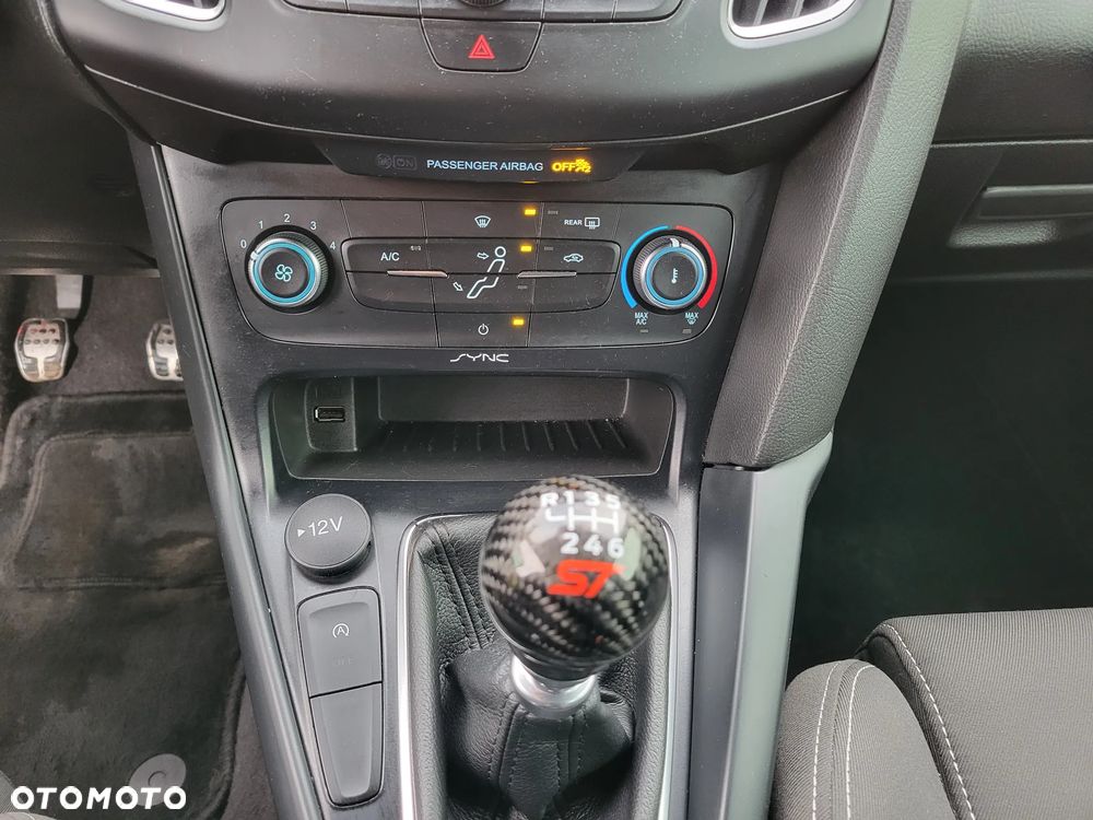 Ford Focus 2.0 EcoBoost ST-2 - 18